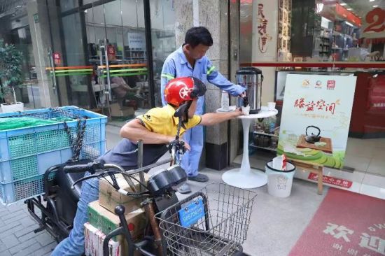 米雷蒂莫塔手多队有定权在租但决上意媒意租借，尤文考虑外截图